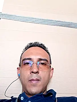 Snapshot of paisa233 chatting on September 2025 03:23:02 PM paisa233 online show from September 2025 03:23:02 PM