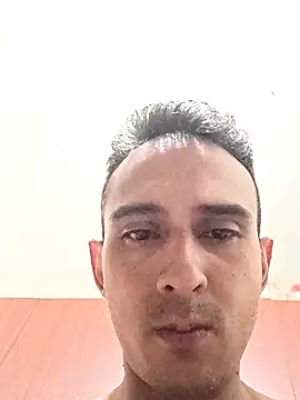 Snapshot of paisa233 chatting on October 2025 04:37:01 AM paisa233 online show from October 2025 04:37:01 AM