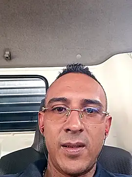 Snapshot of paisa233 chatting on January 2026 08:47:02 PM paisa233 online show from January 2026 08:47:02 PM