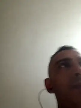 Snapshot of paisa233 chatting on February 2026 03:14:02 AM paisa233 online show from February 2026 03:14:02 AM