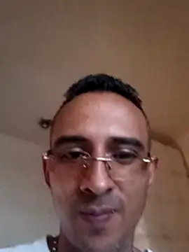 Snapshot of paisa233 chatting on February 2026 03:45:02 PM paisa233 online show from February 2026 03:45:02 PM