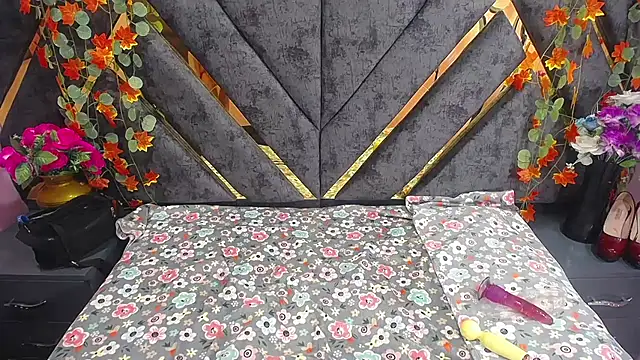 Sofia Mirandaa18 online show from December 2024 02:56:02 AM