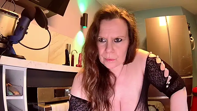 Endrocleia online show from December 2024 12:45:02 AM