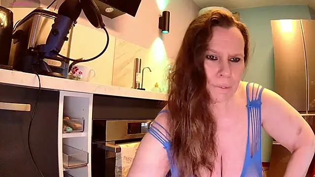 Endrocleia online show from February 2025 09:38:02 PM