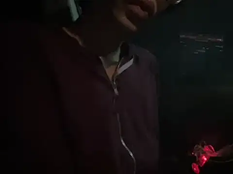 Snapshot of myloveforyouu chatting on January 2025 03:31:01 AM myloveforyouu online show from January 2025 03:31:01 AM