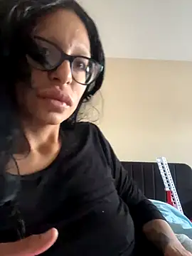 Snapshot of myloveforyouu chatting on October 2025 01:44:01 PM myloveforyouu online show from October 2025 01:44:01 PM