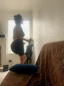 Snapshot of myloveforyouu chatting on October 2025 02:49:01 PM myloveforyouu online show from October 2025 02:49:01 PM