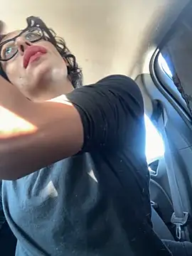 Snapshot of myloveforyouu chatting on November 2025 04:42:01 PM myloveforyouu online show from November 2025 04:42:01 PM