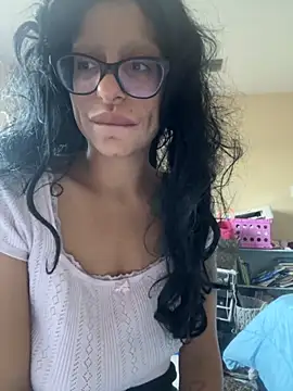 Snapshot of myloveforyouu chatting on November 2025 03:01:02 PM myloveforyouu online show from November 2025 03:01:02 PM