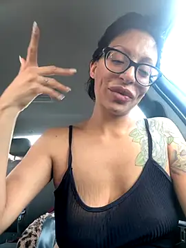 Snapshot of myloveforyouu chatting on November 2025 11:21:02 PM myloveforyouu online show from November 2025 11:21:02 PM