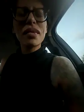 Snapshot of myloveforyouu chatting on November 2025 11:48:02 PM myloveforyouu online show from November 2025 11:48:02 PM