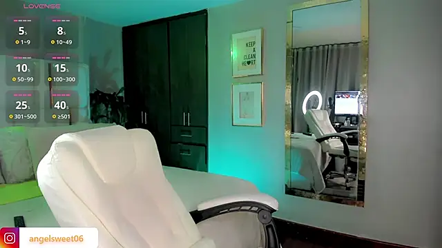 ANGELL06 online show from March 2025 05:41:02 AM