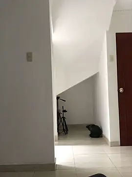 SweetLatiin  online show from September 2025 06:21:01 PM