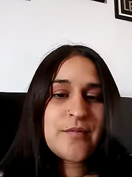 nathcollyns online show from November 2025 06:17:01 PM