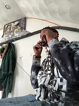 rayyymack online show from December 2024 05:40:01 PM