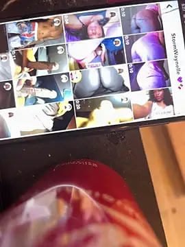 rayyymack online show from April 2026 09:28:01 PM