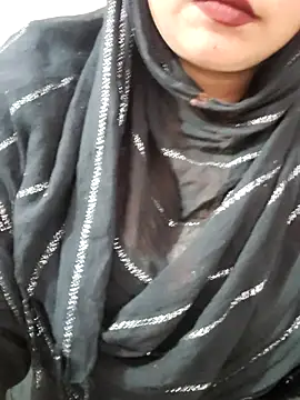 Snapshot of Indian-Nazia chatting on November 2025 05:56:02 PM Indian-Nazia online show from November 2025 05:56:02 PM