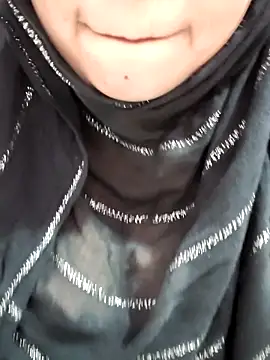 Snapshot of Indian-Nazia chatting on November 2025 07:32:02 PM Indian-Nazia online show from November 2025 07:32:02 PM