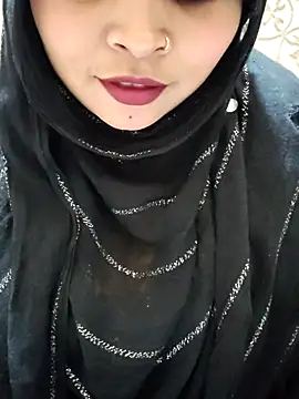 Snapshot of Indian-Nazia chatting on November 2025 06:35:01 PM Indian-Nazia online show from November 2025 06:35:01 PM