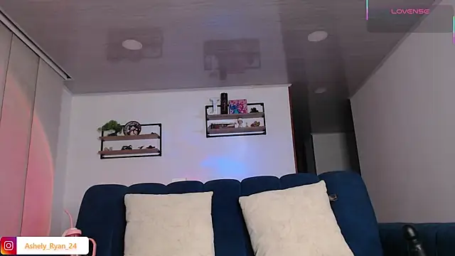 ashely ryan24 online show from April 2026 11:10:01 PM