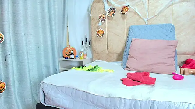 Rachele x online show from November 2025 12:29:02 PM