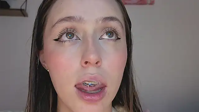 SofiaGc online show from November 2025 03:49:02 AM