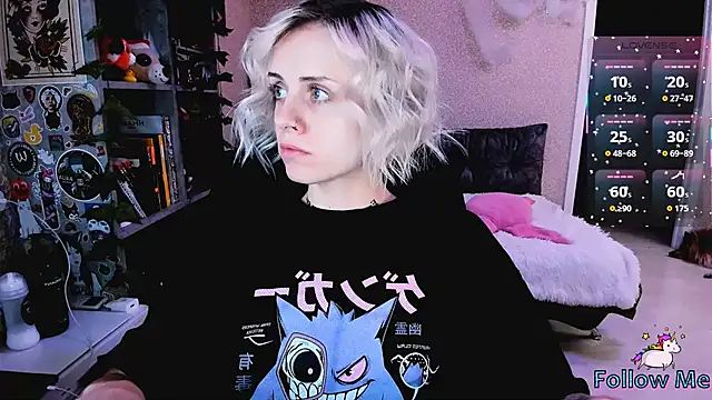 NaniMoore online show from October 2025 08:53:02 PM