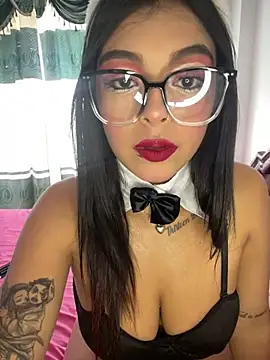 Snapshot of Dulce-diosa chatting on February 2025 05:57:01 PM Dulce-diosa online show from February 2025 05:57:01 PM