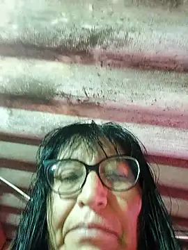 clarita 01 online show from October 2025 11:20:02 AM