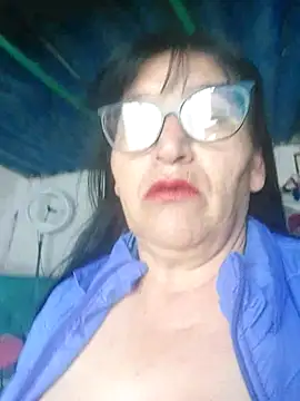 clarita 01 online show from January 2026 12:43:01 PM