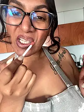 Indianbutter11 online show from October 2025 04:59:01 AM