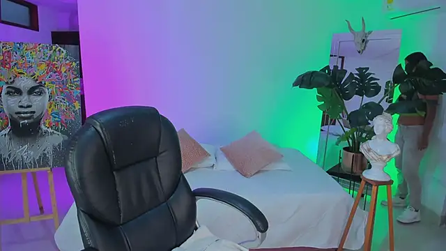 JANYLOVE   online show from February 2026 10:45:02 AM