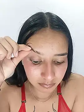 Snapshot of _vaness chatting on December 2024 04:32:01 AM  vaness online show from December 2024 04:32:01 AM