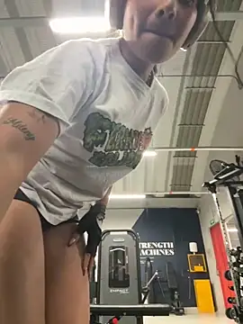 Snapshot of _vaness chatting on October 2025 05:42:02 AM  vaness online show from October 2025 05:42:02 AM