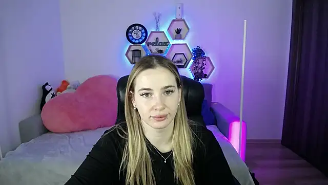 SabrinViolet online show from February 2026 09:07:02 AM