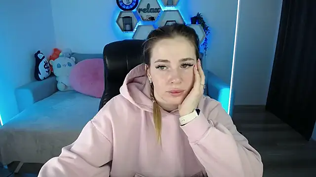 SabrinViolet online show from March 2026 09:15:01 AM