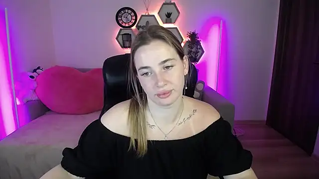 SabrinViolet online show from July 2026 08:01:02 AM