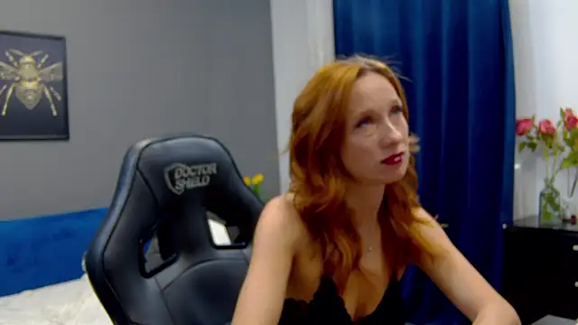 AnneHove online show from January 2025 08:01:01 AM