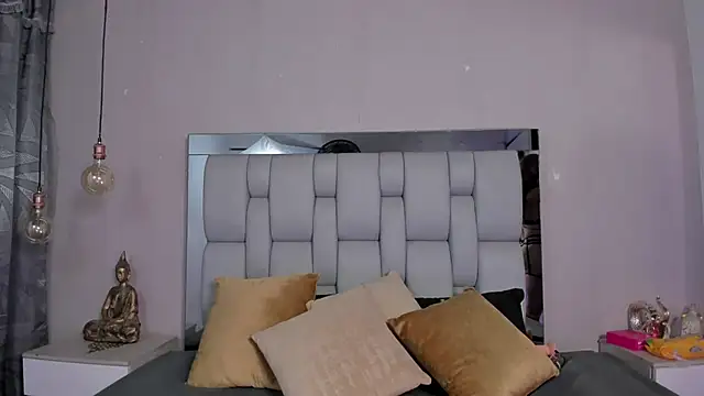 SusanBenett online show from December 2025 09:09:02 PM