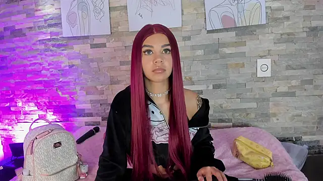 Snapshot of Violet_spencer chatting on December 2024 09:34:01 PM Violet spencer online show from December 2024 09:34:01 PM