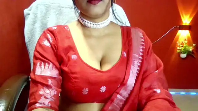 Queenhimanshi online show from September 2025 03:24:02 PM