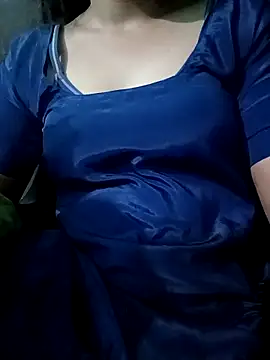 Snapshot of Sexy-bhabhi78 chatting on October 2025 04:31:02 AM Sexy-bhabhi78 online show from October 2025 04:31:02 AM