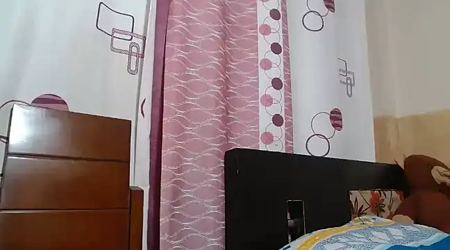 Snapshot of Kenia_29 chatting on March 2025 06:29:01 AM Kenia 29 online show from March 2025 06:29:01 AM