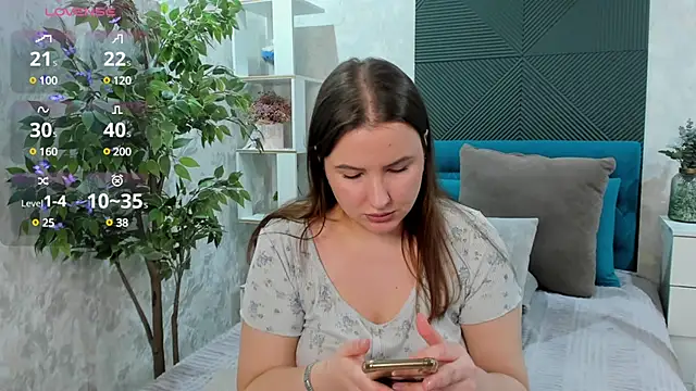 FeralPeach online show from February 2025 08:54:02 AM