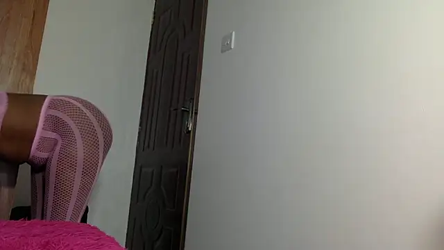 Rose berry online show from February 2025 03:26:01 PM