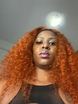 Snapshot of Rose_berry chatting on July 2026 04:18:01 AM Rose berry online show from July 2026 04:18:01 AM
