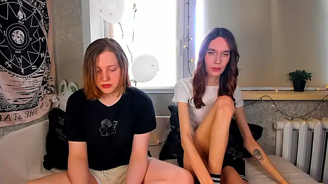 Snapshot of Calvin_and_Kevin chatting on January 2026 08:52:01 AM Calvin and Kevin online show from January 2026 08:52:01 AM