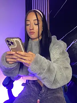 Ady 18 online show from November 2025 08:29:01 PM