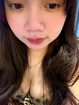 Hotellinh12 online show from November 2025 06:26:02 AM