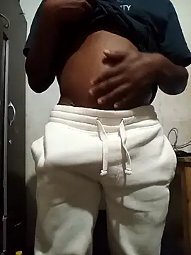 Snapshot of Uncletee112 chatting on October 2025 06:38:02 PM Uncletee112 online show from October 2025 06:38:02 PM